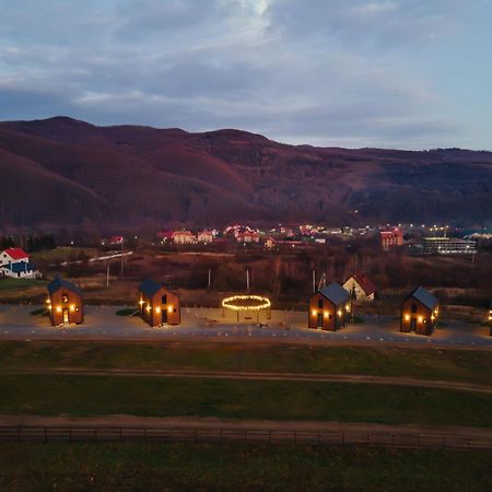 Комплекс Відпочинку Крихая Villa Királyfiszállás Kültér fotó